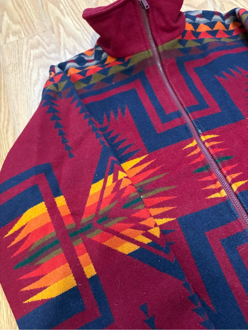 Pendleton High grade Western wear Aztec navajo red jacket size M - Picture 2 of 12